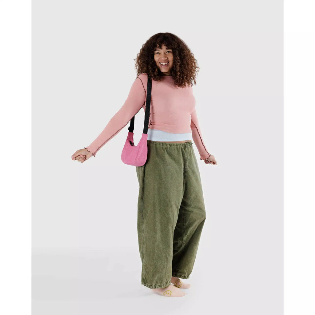 Baggu - Small Nylon Crescent bag - Azalea Pink | nzweekend