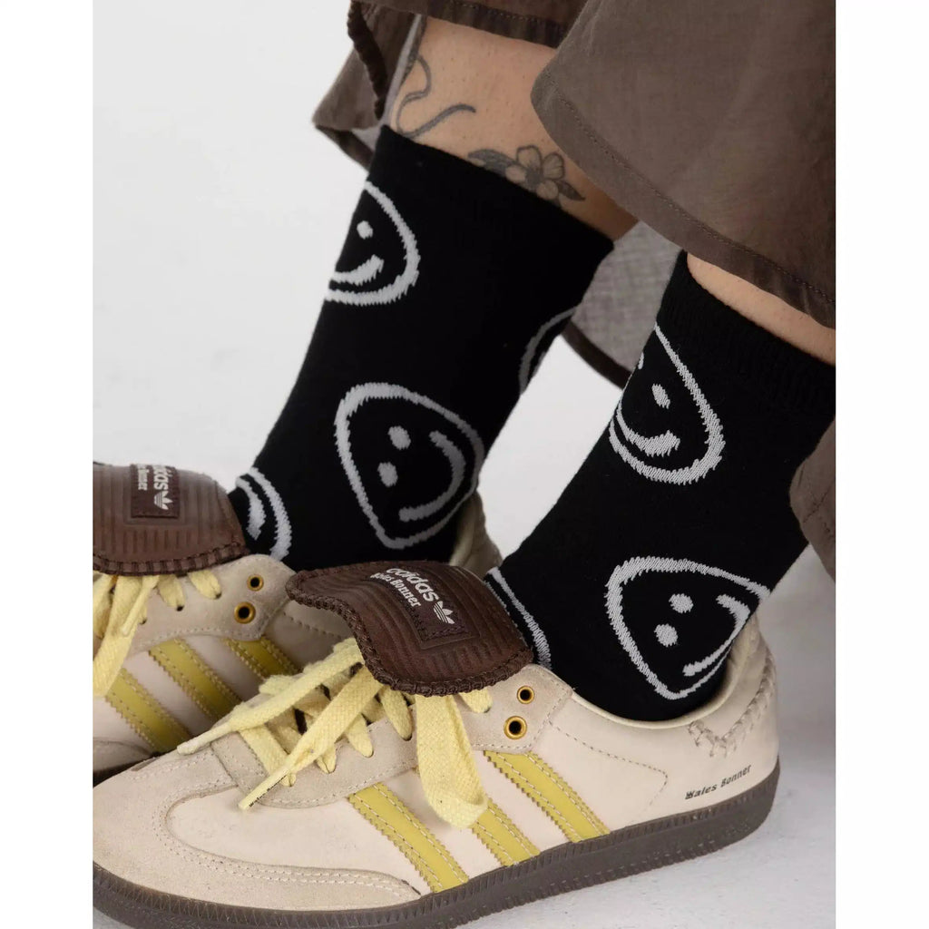 Baggu - Adult crew socks - Black Happy | nzweekend