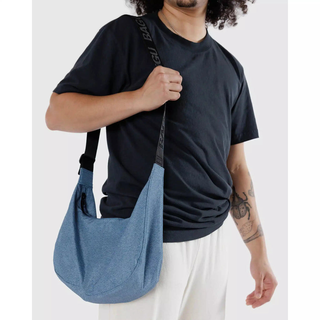 Baggu - Medium Nylon Crescent bag - Digital Denim | nzweekend