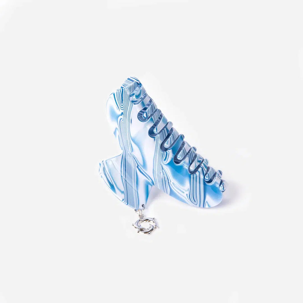 Chunks - Baby Dolly hair claw - Blue Crush | nzweekend