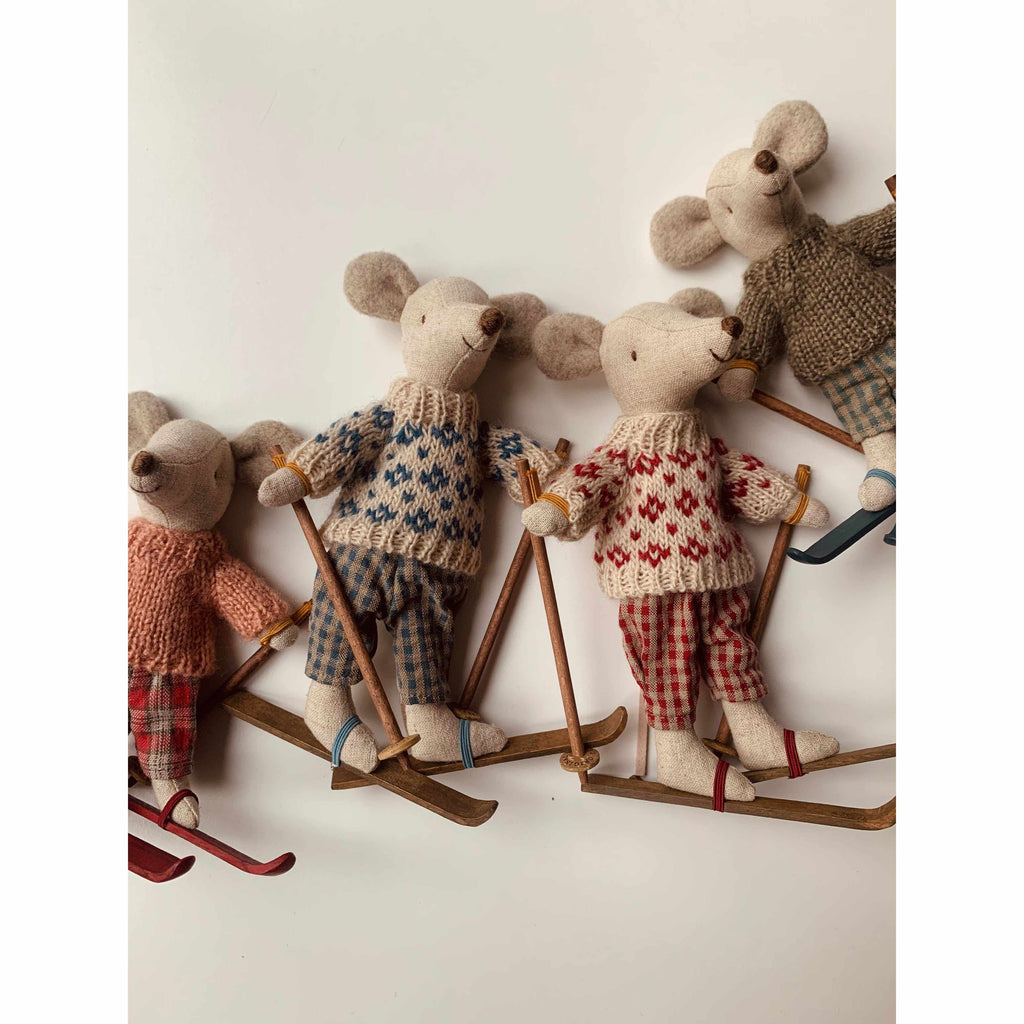 Maileg - Winter mouse with ski set - mum | nzweekend